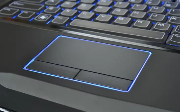 Sử dụng touchpad đa điểm trên máy tính xách tay để thao tác nhanh