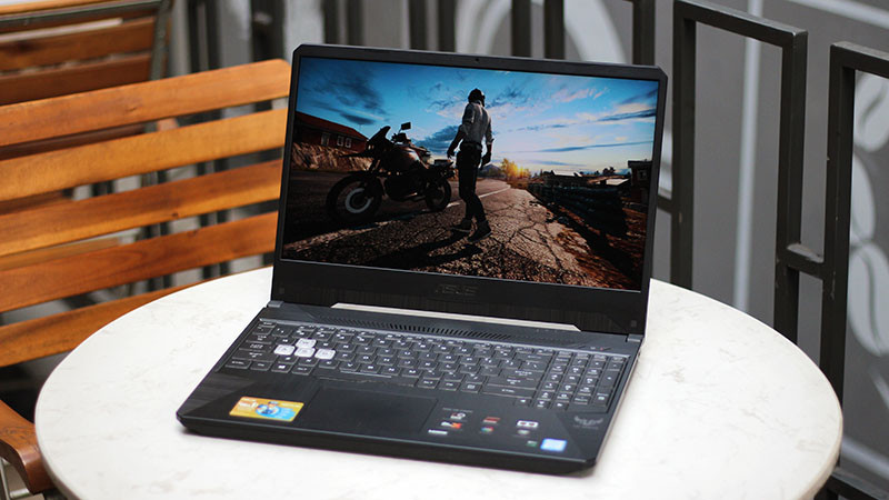 Laptop Asus đã bật nguồn nhưng màn hình tối đen