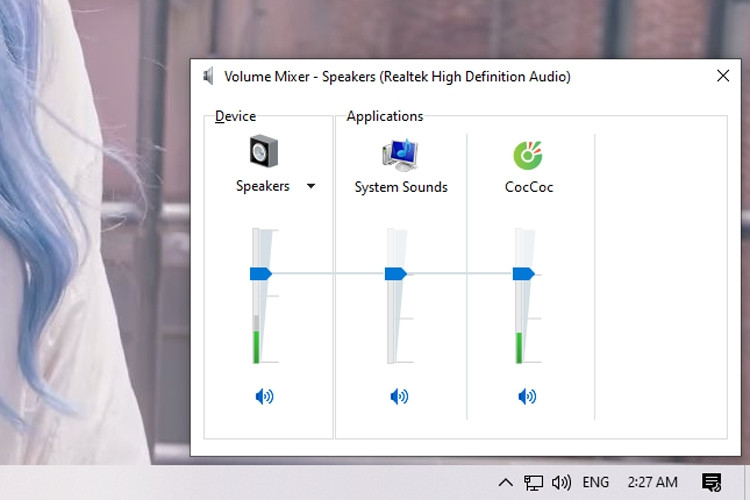 Kiểm tra biểu tượng loa trên thanh tác vụ Windows 10 để xác nhận không bị tắt tiếng
