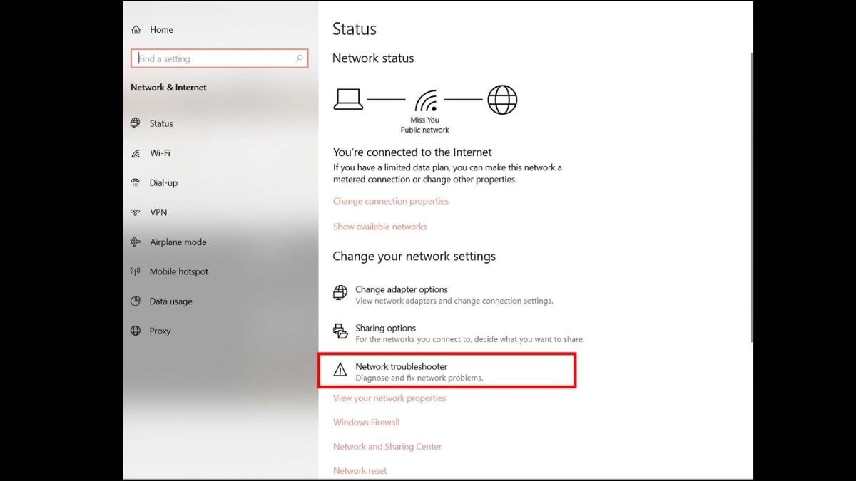 Mở Network troubleshooter trong phần Network & Internet > Status để Windows tự kiểm tra và sửa lỗi